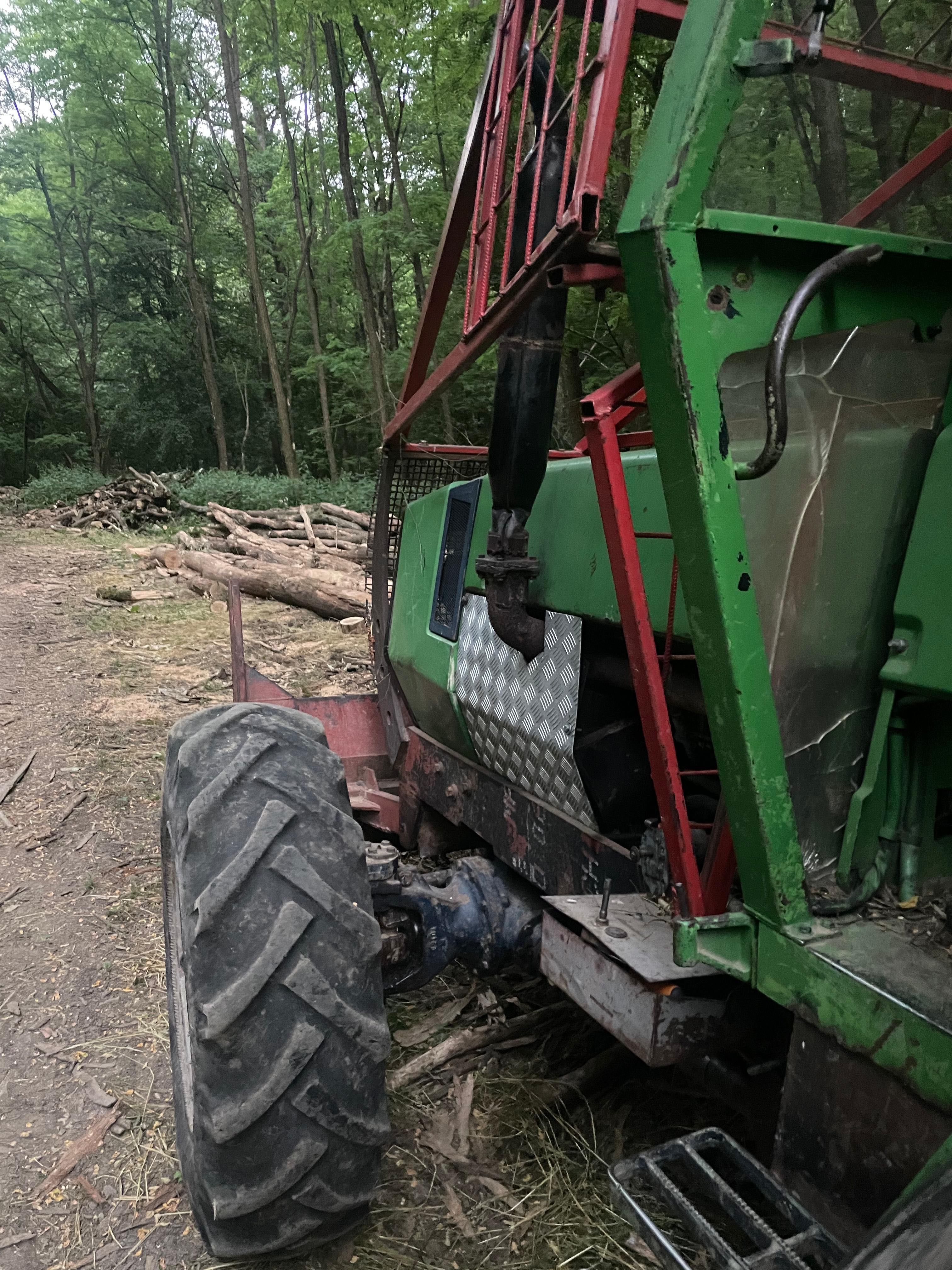 Vând tractor deutz