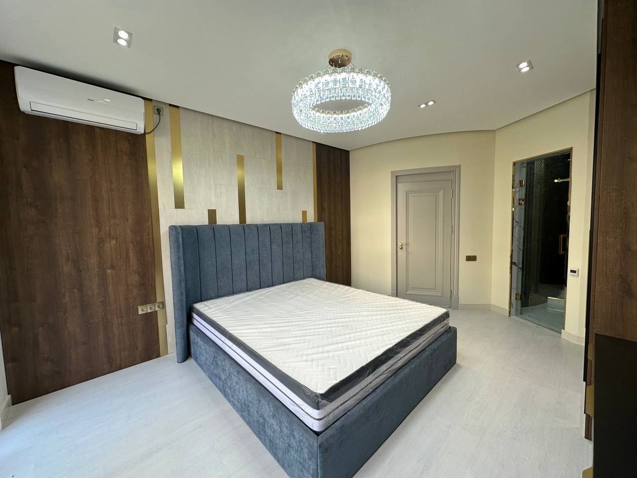 Продаётся квартира 3/4/7
Tashkent City Boulevard Residence