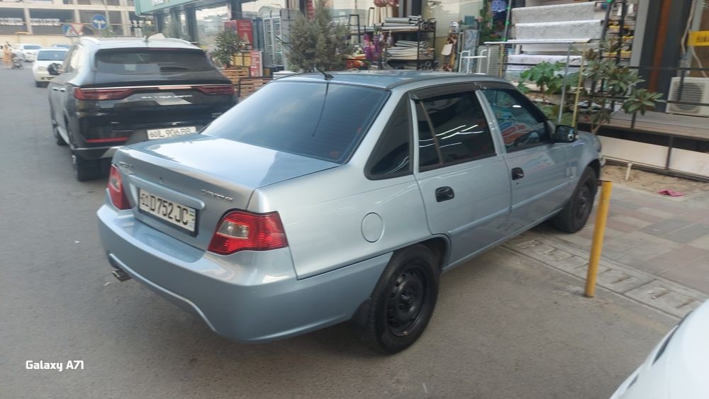 Nexia 2 donc 1.6 L.Делфин сотилади