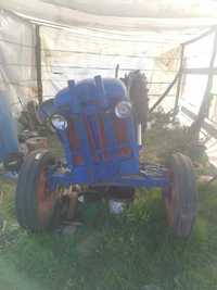 Tractor Ford 55cp
