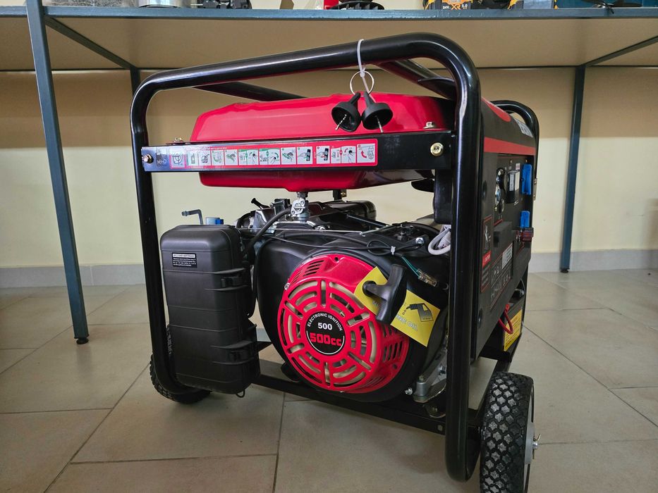 11 KW Генератори за ток агрегат за ток моно с дисп с ел. старт 18 Hp