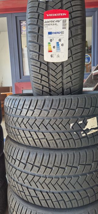 315 40 21 - 275 45 21 Vredestein