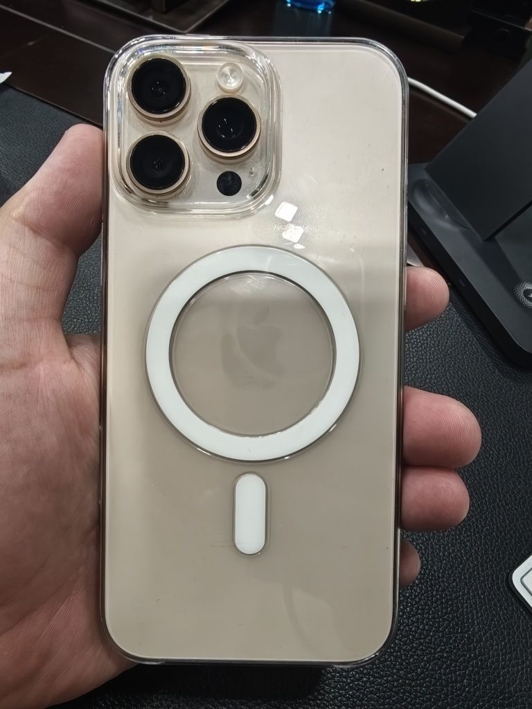 iPhone 16 pro max  256 GB sim