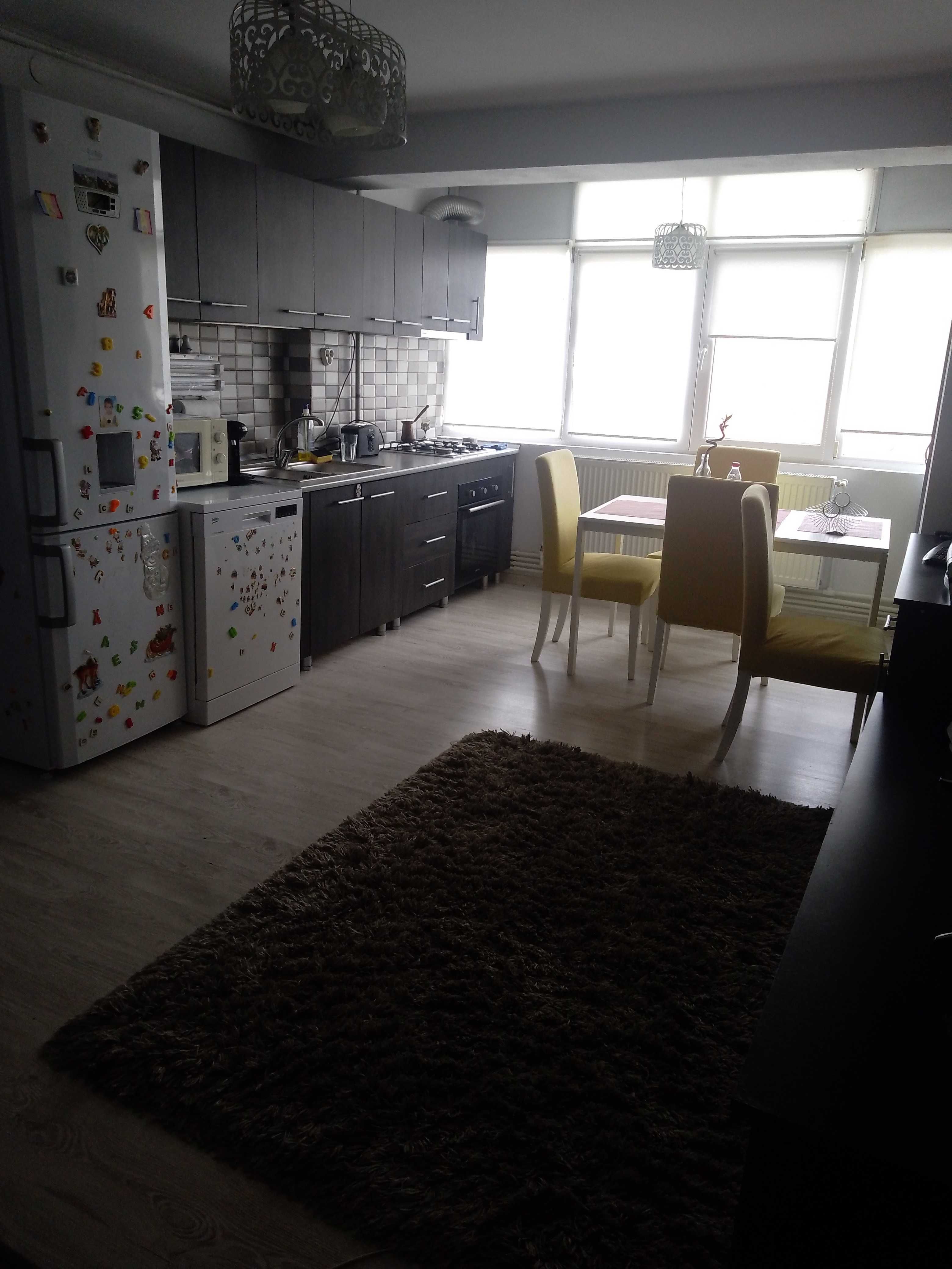 Apartament de inchiriat