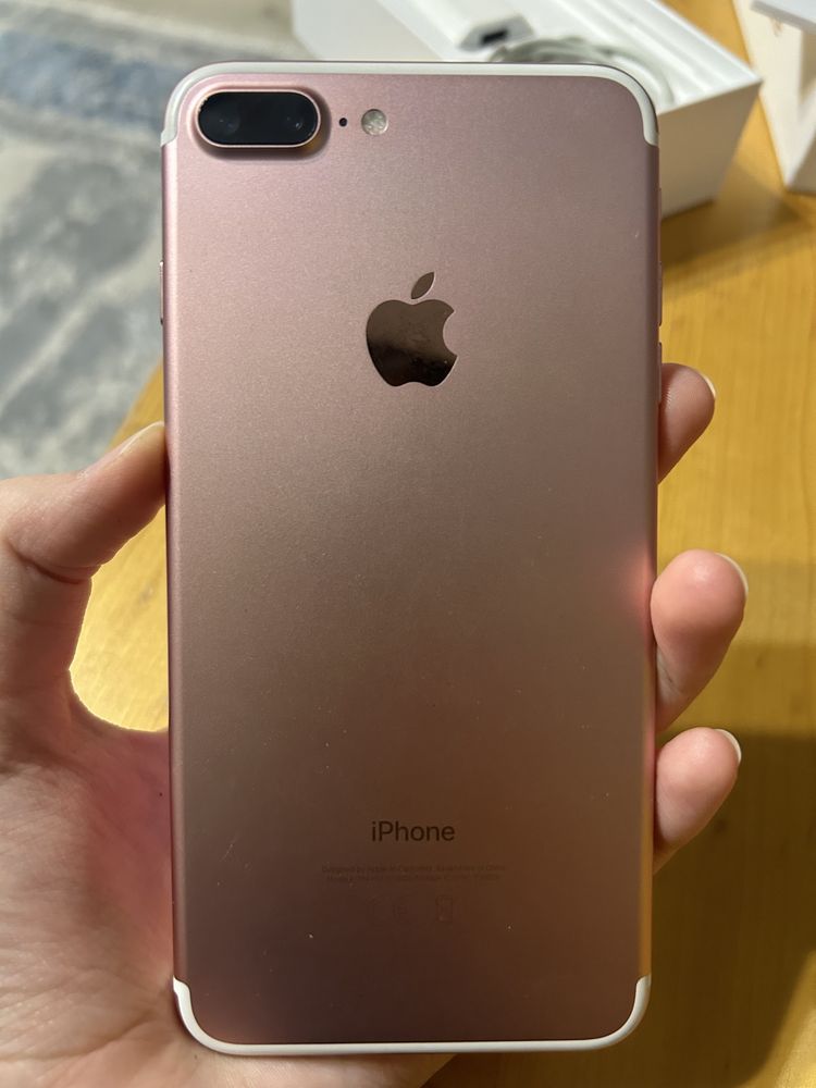 iPhone 7 plus 32гб