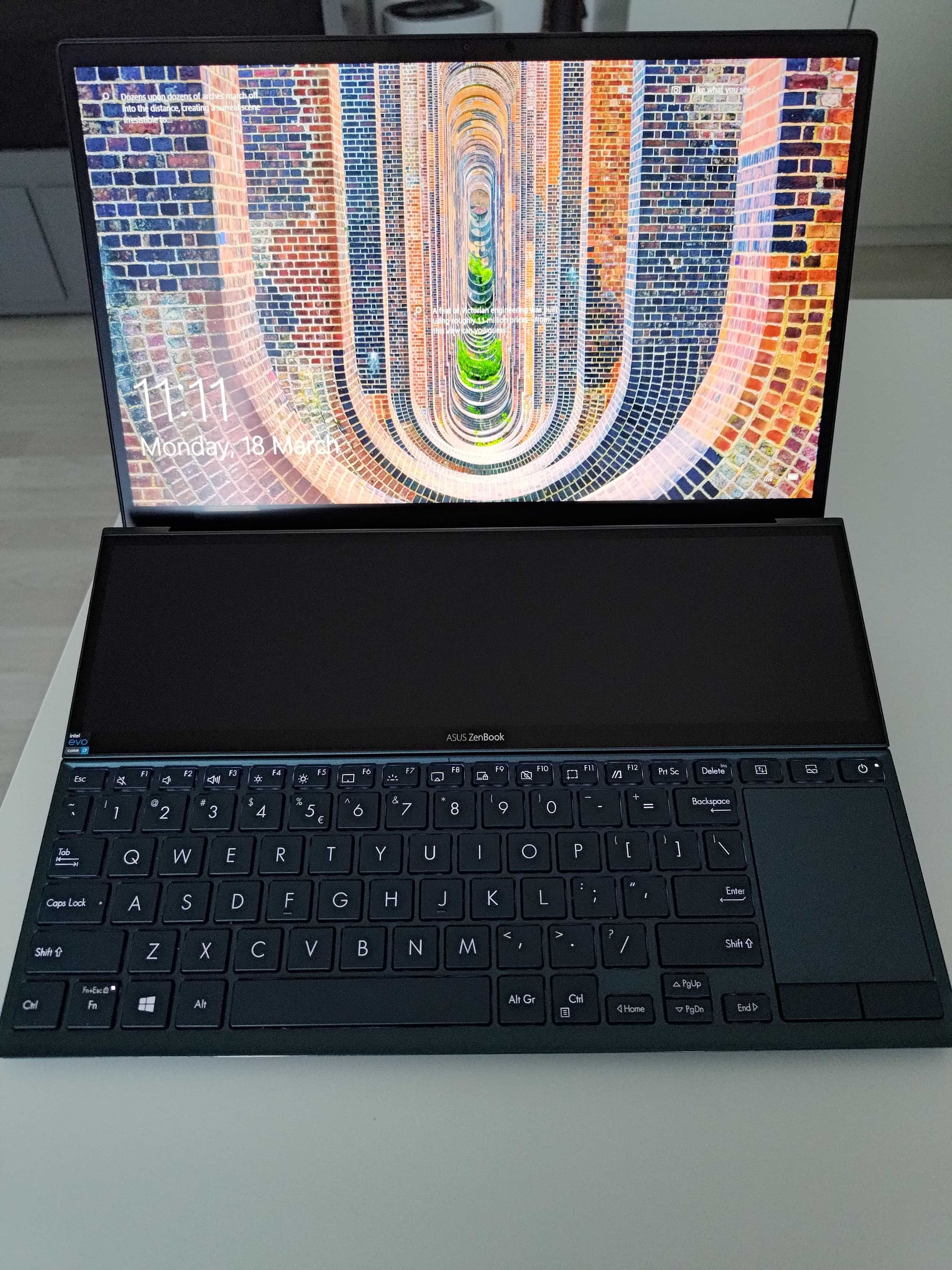 Asus Zenbook Duo 14 UX482EA