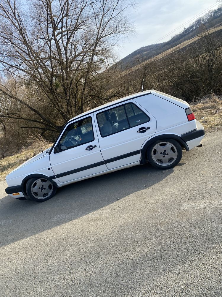 Volkswagen golf 2