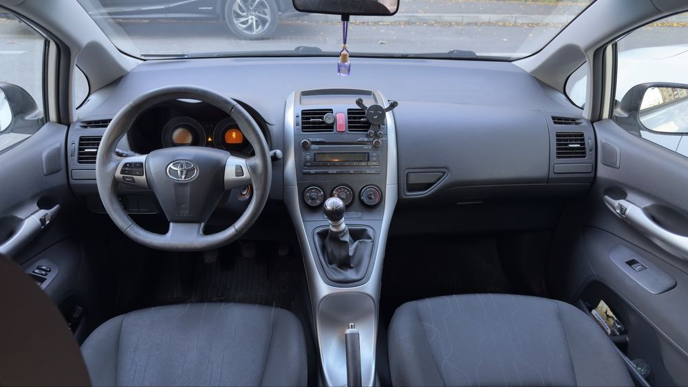 Toyota Auris 2012 1,3 benzina