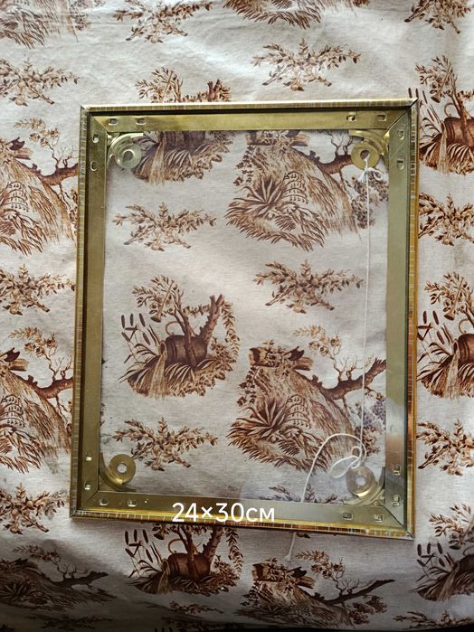 Продаются рамки для картин