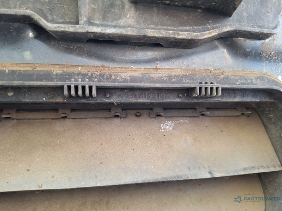 Grilaj portbagaj VOLKSWAGEN TOUAREG 7LA, 7L6, 7L7 2002 - 2010 7L081918