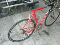 Vînd bicicletă scott folosită