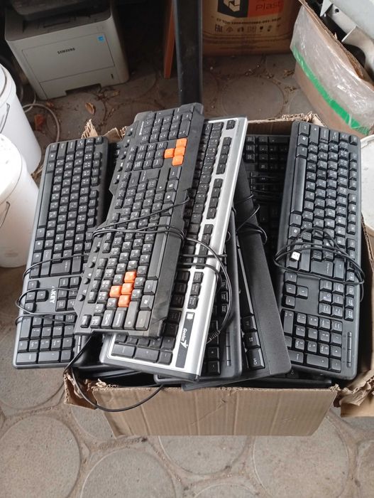 Продам клавиатуры