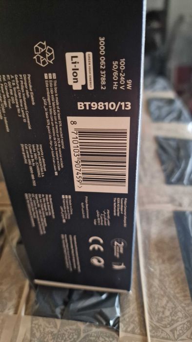 Philips Series 9000 Prestige Beard Trimmer BT9810/13