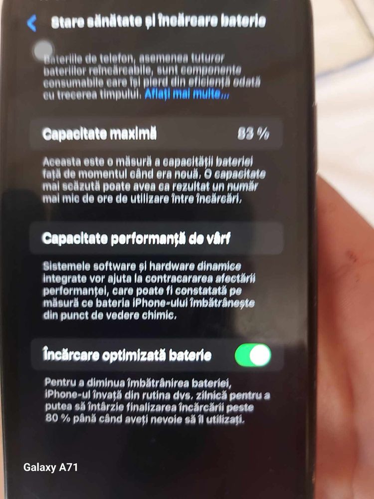 Vand iPhone 11 in stare perfecta