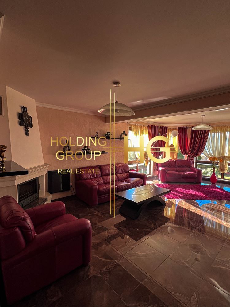 Продава се Къща в с. Оброчище, Област Добрич - 250 кв.м за 1400 €/кв.м - Снимка #11