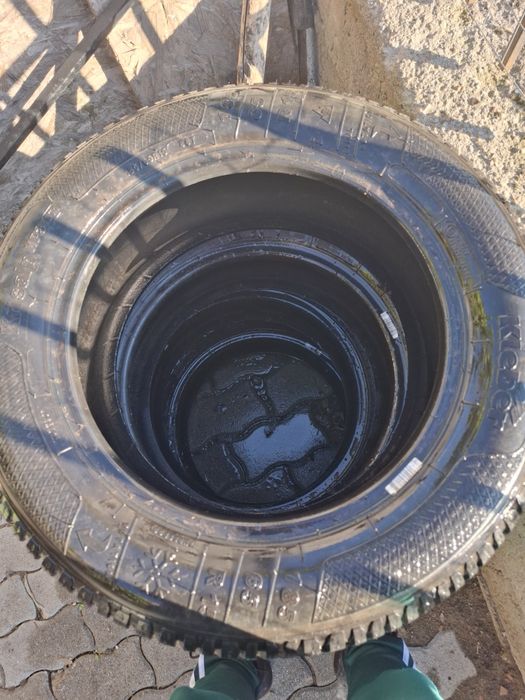 De vânzare: 4 anvelope de iarnă aproape noi – Kleber Krisalp HP3 18