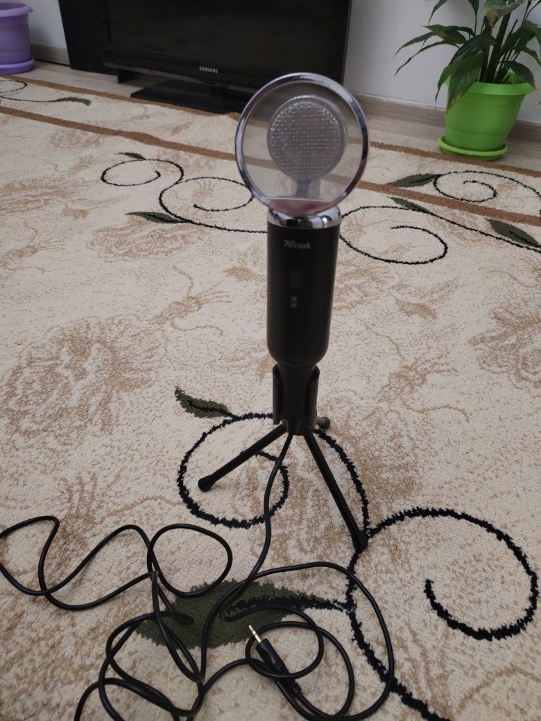 Микрофон Trust microphone