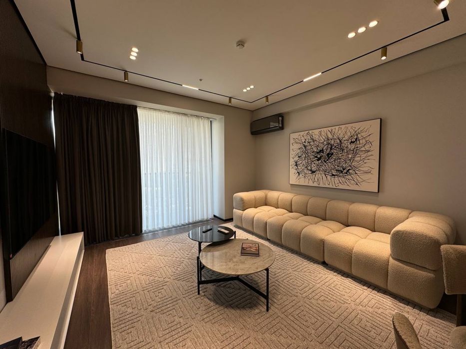 Жк Nrg oybek! Сдается 3х-ком квартира! В элит комплексе!