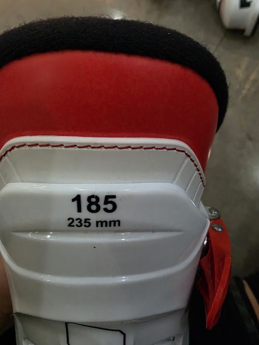 Детски ски комплект ски ,обувки, щеки