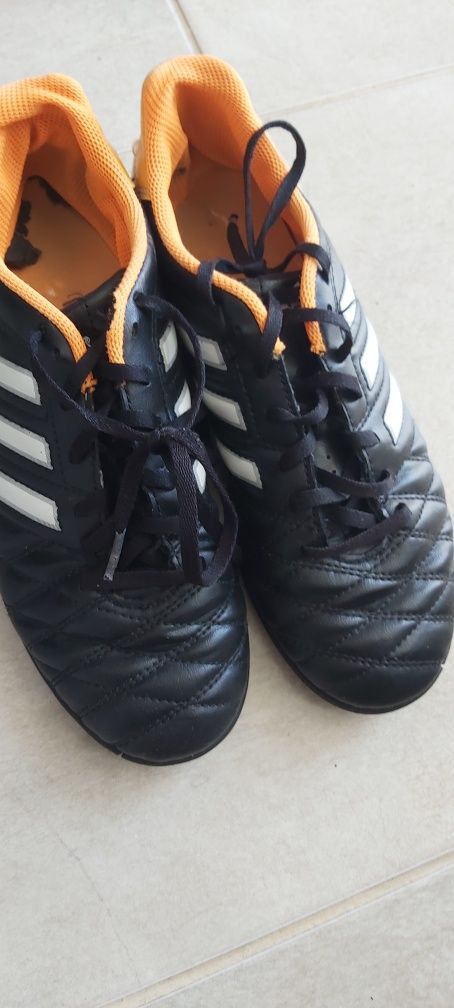 Маратонки adidas