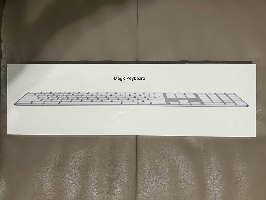 VAND Tastatura APPLE Magic Keyboard with Numeric Keypad (MQ052LB/A)