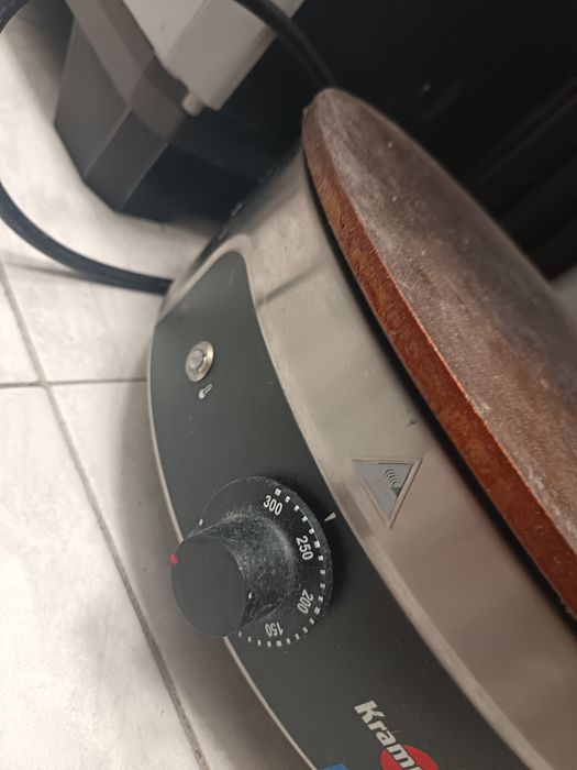 Aparat făcut clătite.