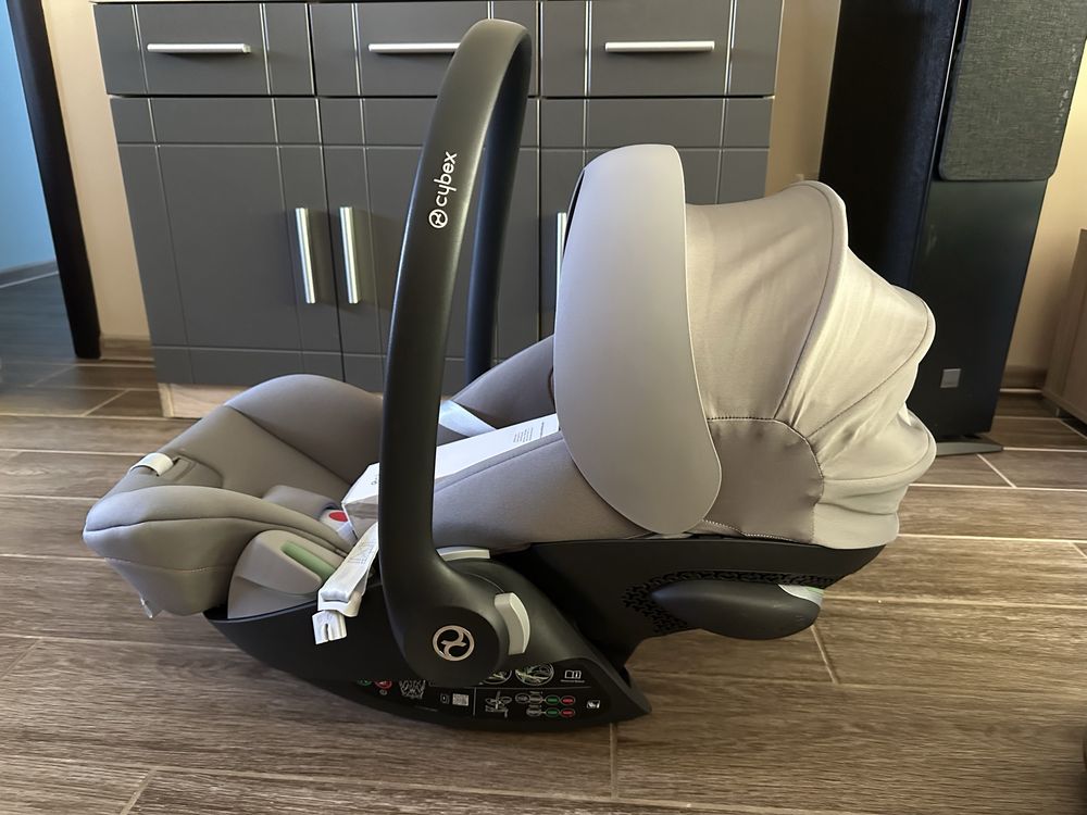 Стол за кола за новородено Cybex Cloud G