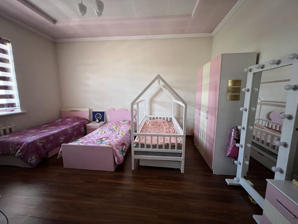 Nazarbek 8maktab рупарачи ko’chaga kirganda