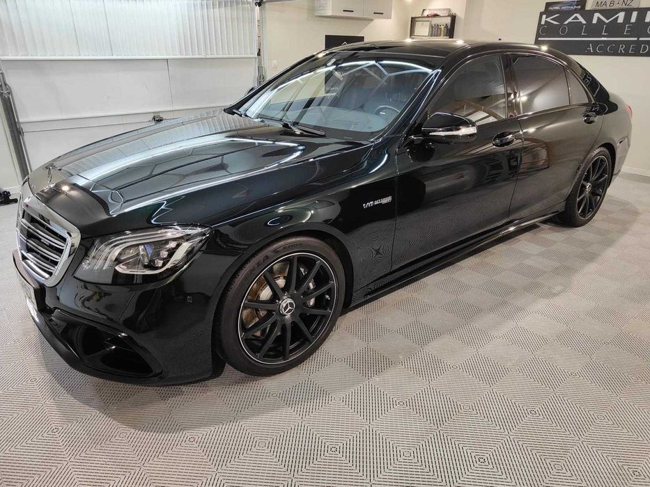 Mercedes Benz S63 AMG - FULL OPTION