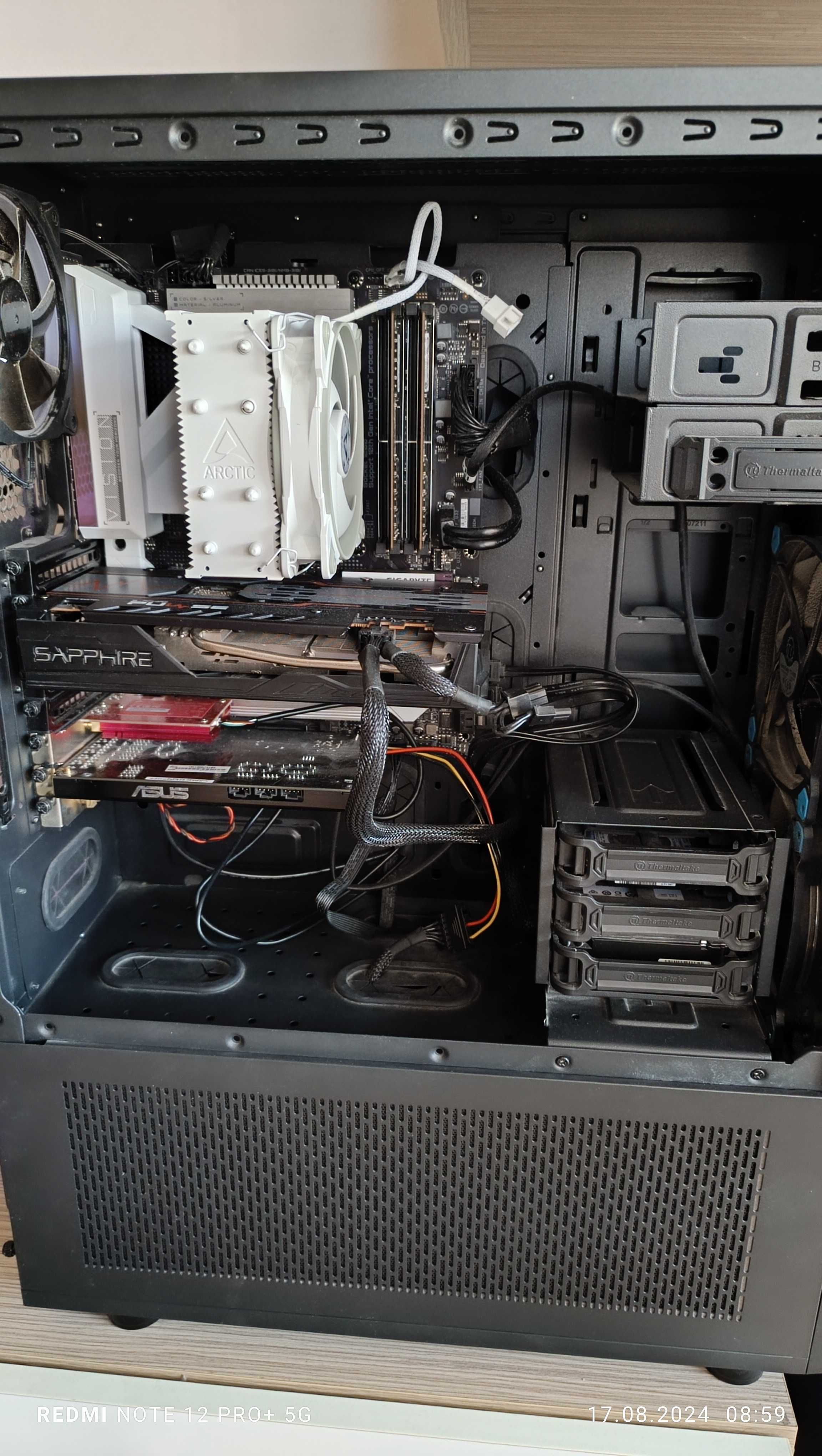 компютър - 10400f - Z490 - RX 5600 XT - 32GB DDR4 - 1TB m.2 - Wi-Fi 6