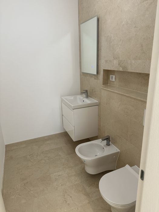 Amenajari interioare rigips gresie  faianta glet zugraveli