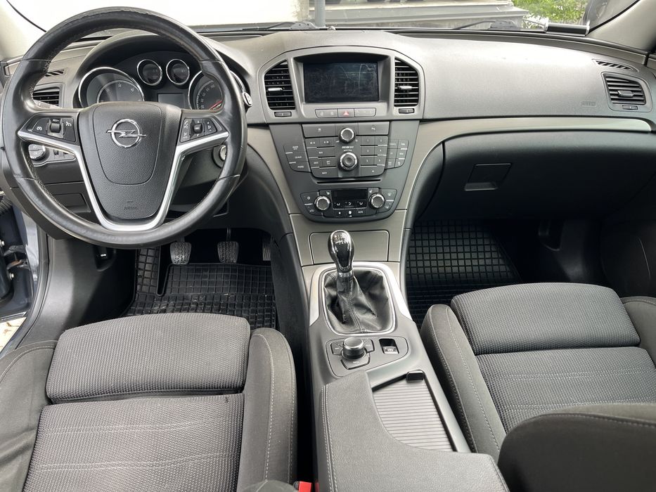 Opel Insignia 2.0 CDTI - 160 CP - 2010 – 2.200 €