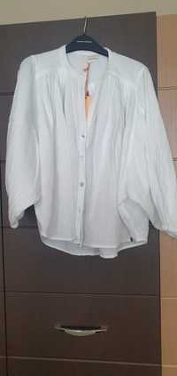 Дамска памучна блуза с етикет.