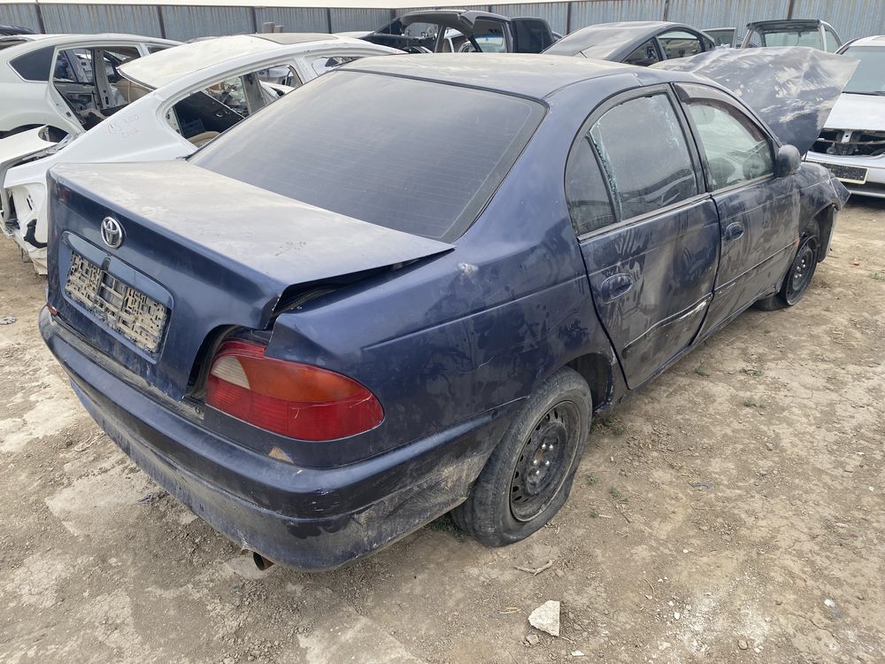 Avensis 1999г.в, механика, 1.6 по запчастям г.Атырау