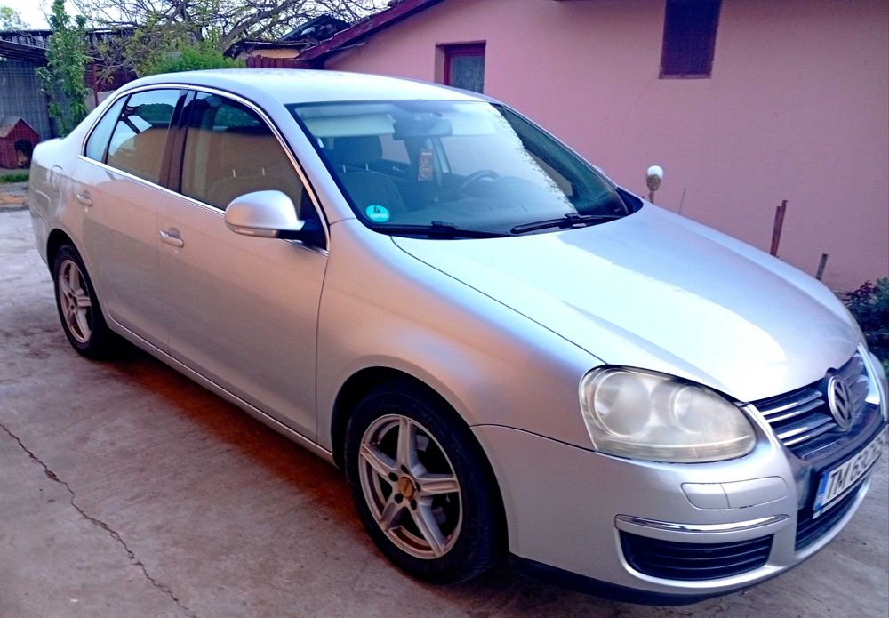 Vând Vw Jetta benzina