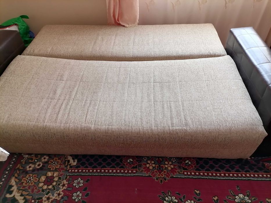 Vand canapea extensibila