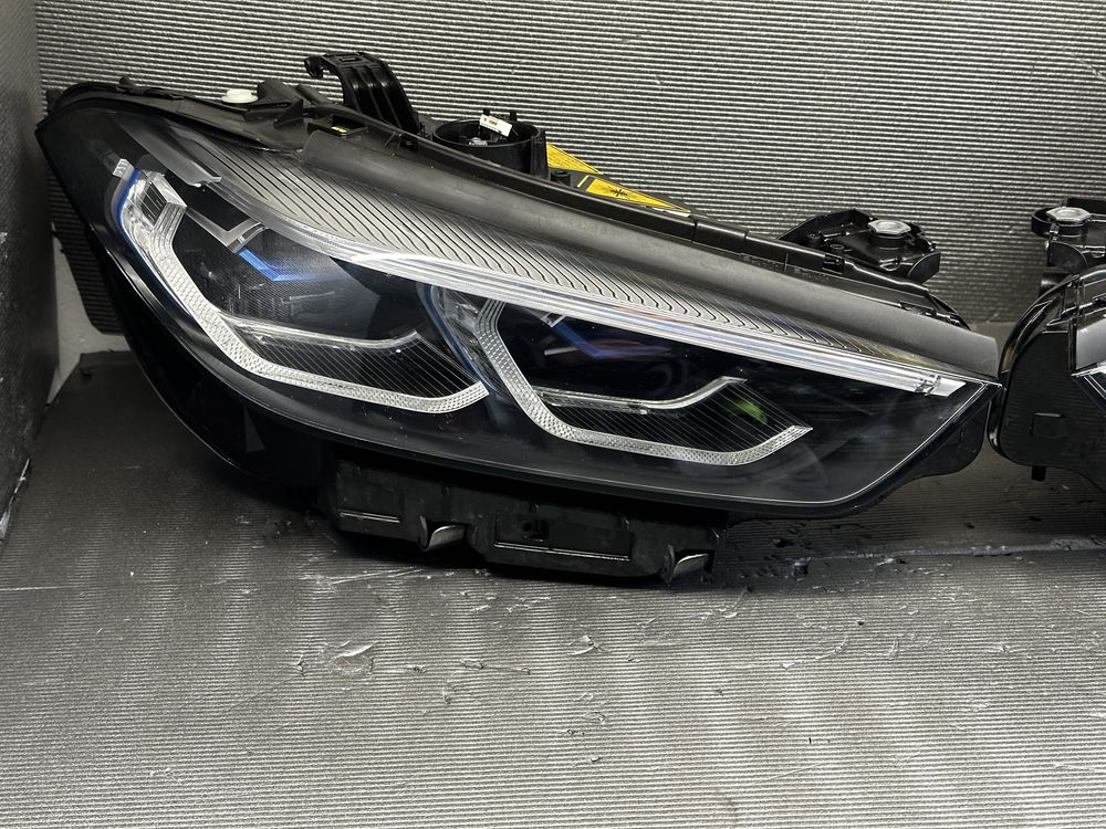 Far Faruri Bmw seria 8 M8 Laser G14 G15 G16 F93