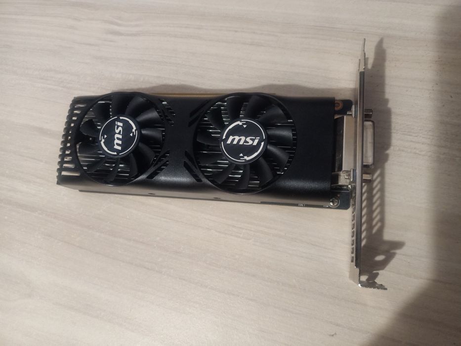 Продам видеокарту Gtx 1650 low profile