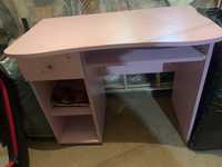 Детско бюро. Употребявано светло розов цвят