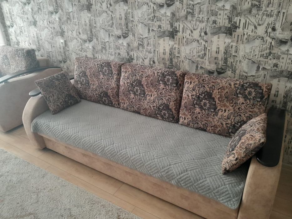 Диван,кресло,мини диван продам в хорошем состоянии покупали недавно за