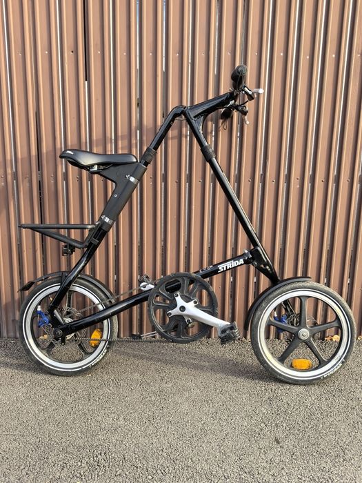 Bicicleta pliabila Strida
