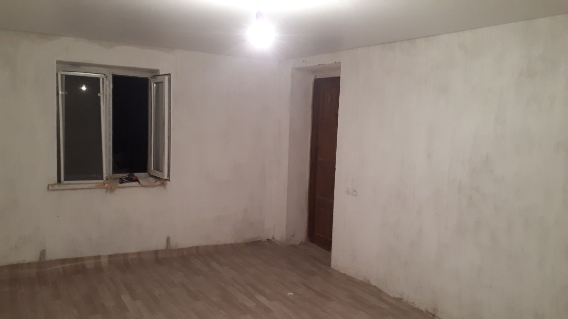 СРОЧНО.  Времянка 3 бөлмелі сатылады