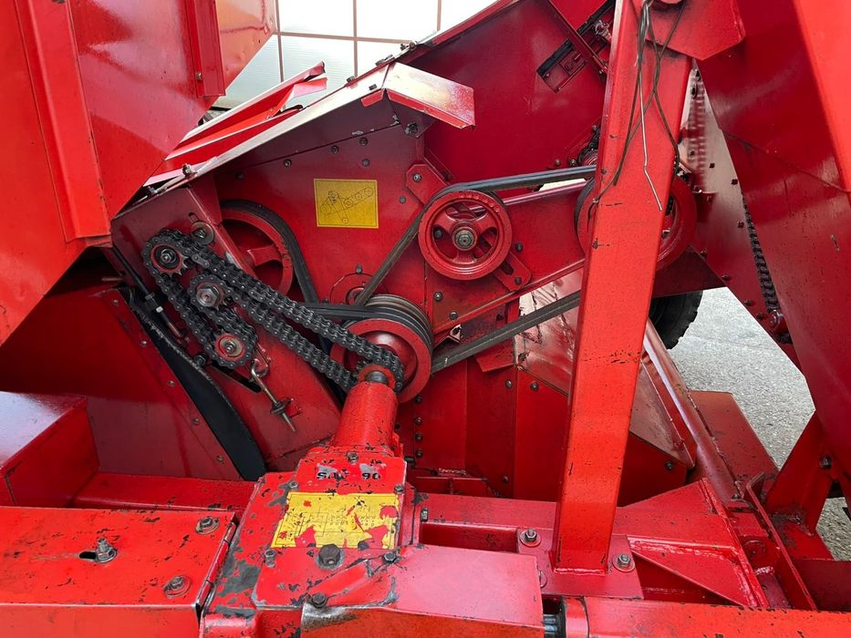 Culegătoare de porumb stiulete ZMAJ  224