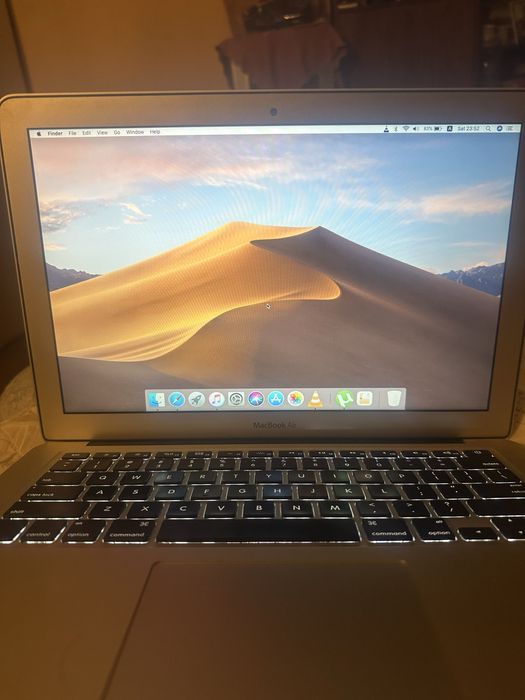 MacBook Air 13,3 - USA