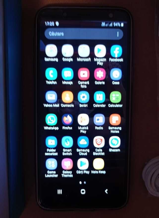 smartphone Samsung Galaxy J6