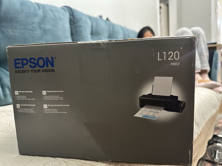 Цветной принтер Epson