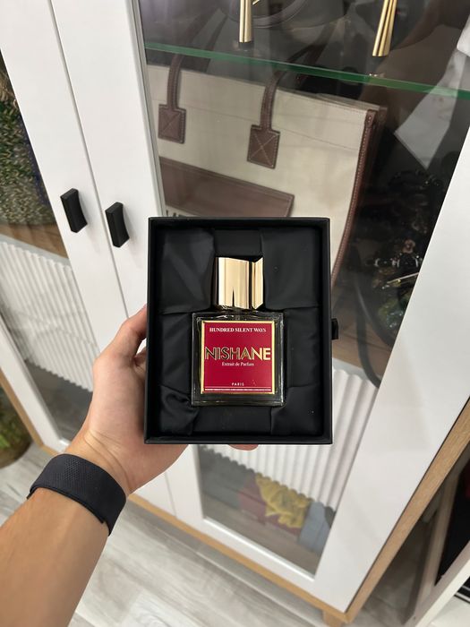 Nishane Duxi Original, Karobka bor Hammasi bor