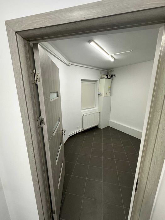 Închiriez URGENT ap 2 camere/dec, nemobilat/mobilat  zona Tomis Nord