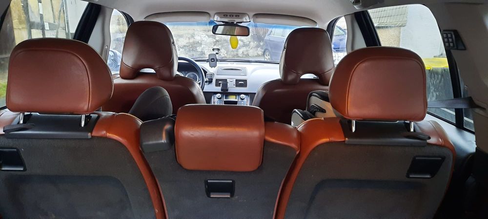Volvo XC90 cu 7 locuri