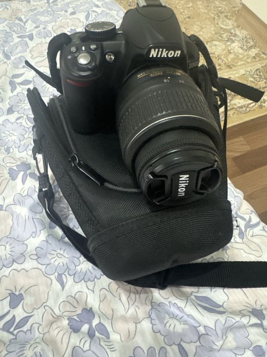 Продам фотоапарат Nikon D 3100